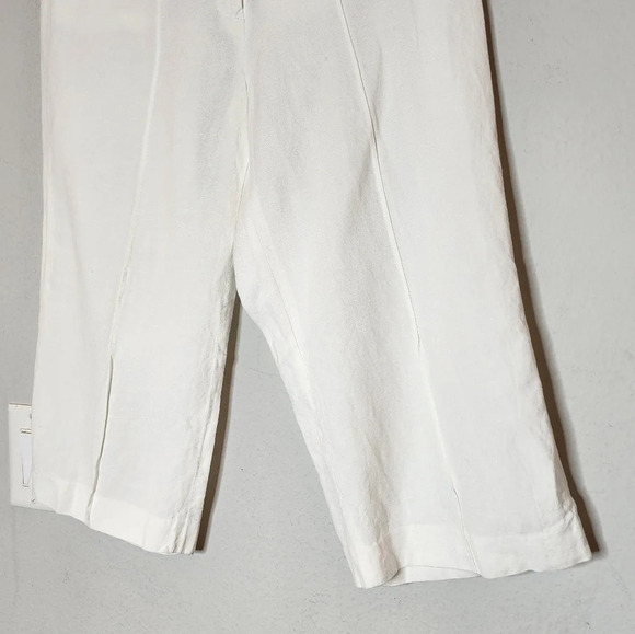 Larry Levine linen rayon white cropped wideleg pants.  Size 6 - Picture 9 of 14